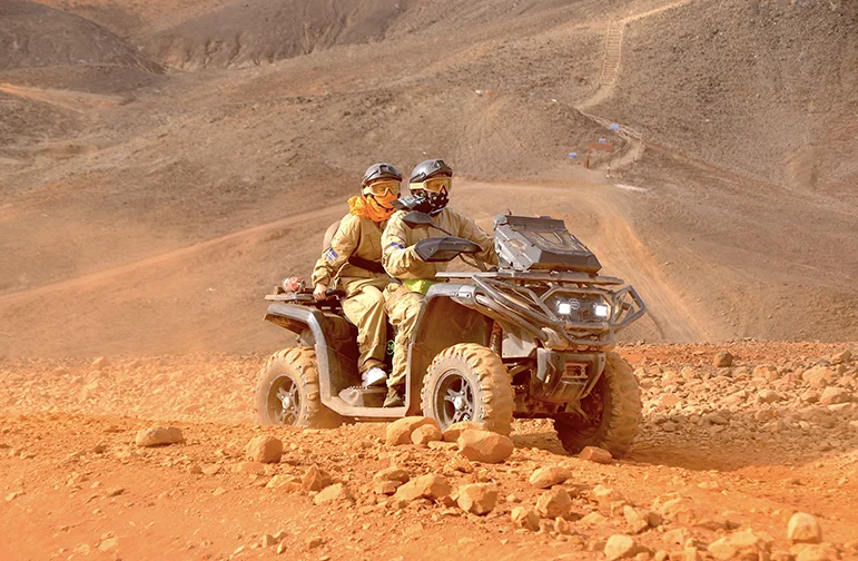 Two quads riding through Sal’s desert
