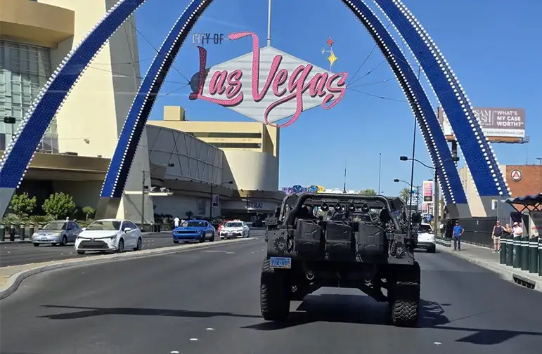 Las Vegas Sign Hummer
