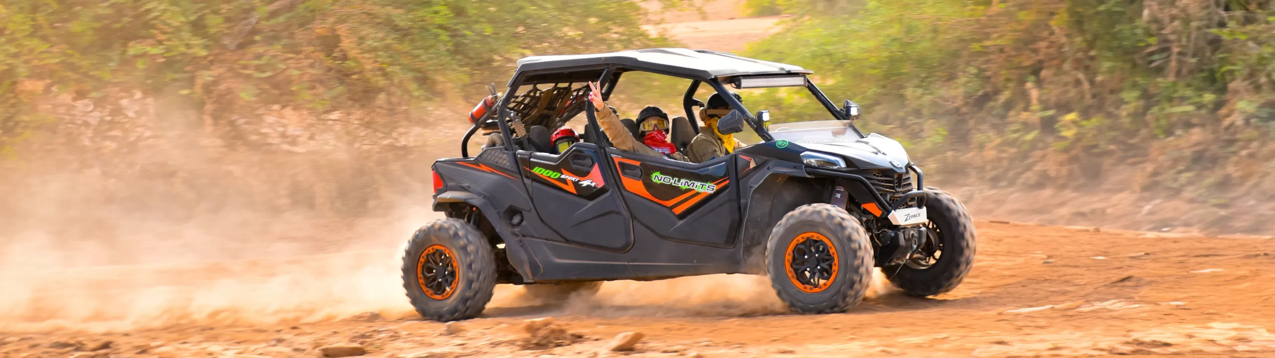 Southern Desert Family Tour by Buggy Sal Island